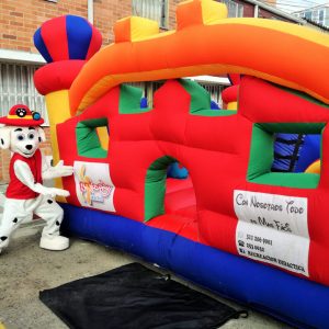 Saltarín para fiestas infantiles