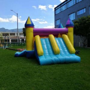 Castillo con deslizador Inflable alquiler Bogotá