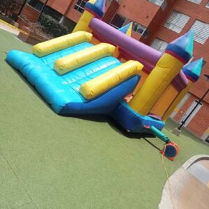 Castillo con deslizador Inflable alquiler Bogotá
