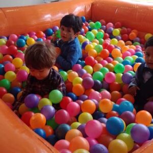 Alquiler piscina de pelotas para niños en Bogotá